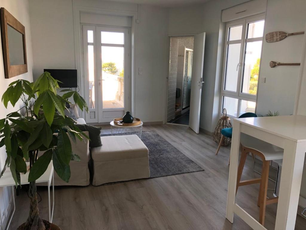 Appartement Avec Vue Mer A Pontaillac Royan Exterior photo